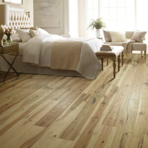 Bedroom Hardwood flooring | CarpetsPlus COLORTILE of Wyoming